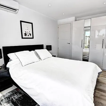 Stunning 1 Bed